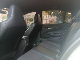 CHEVROLET - ONIX - 2021/2022 - Branca - R$ 81.900,00