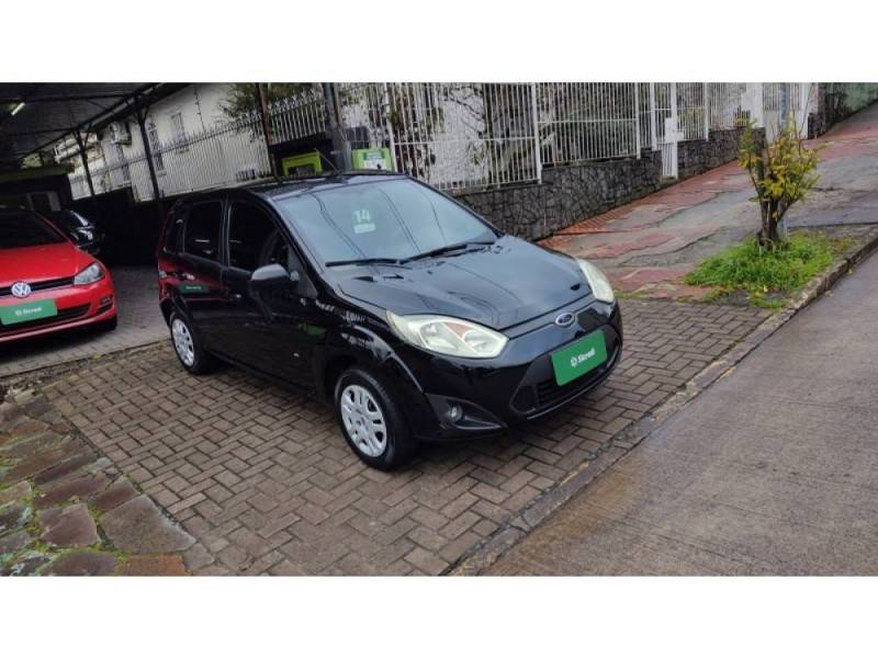 FORD - FIESTA - 2013/2014 - Preta - R$ 36.900,00