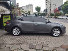 TOYOTA - COROLLA - 2018/2018 - Cinza - R$ 97.900,00