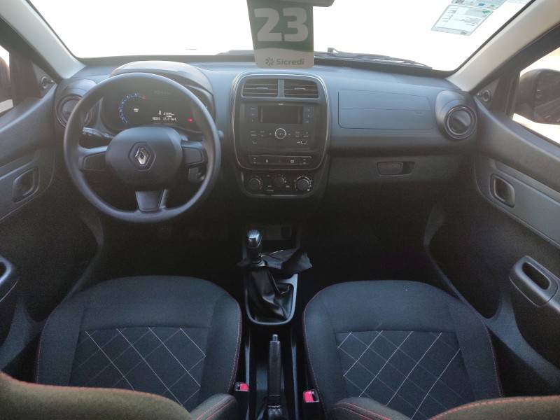 RENAULT - KWID - 2022/2023 - Preta - R$ 55.900,00