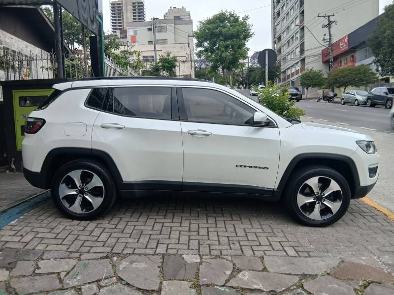 JEEP - COMPASS - 2017/2018 - Branca - Sob Consulta