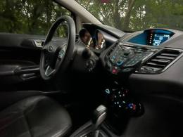 FORD - FIESTA - 2014/2014 - Prata - R$ 43.900,00