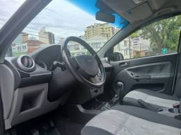 FORD - FIESTA - 2009/2010 - Prata - R$ 31.900,00