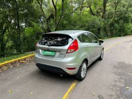 FORD - FIESTA - 2014/2014 - Prata - R$ 43.900,00