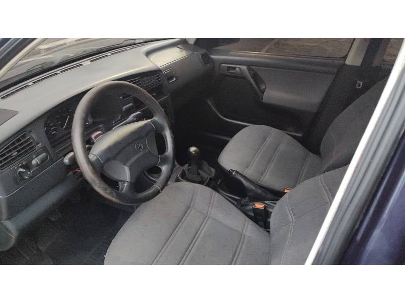 VOLKSWAGEN - GOLF - 1996/1996 - Azul - R$ 24.900,00
