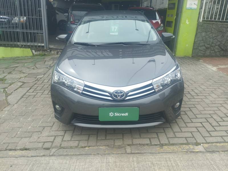 TOYOTA - COROLLA - 2016/2017 - Cinza - R$ 93.900,00