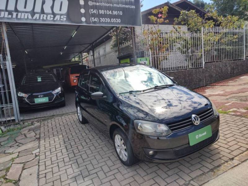 VOLKSWAGEN - FOX - 2013/2014 - Preta - R$ 42.900,00