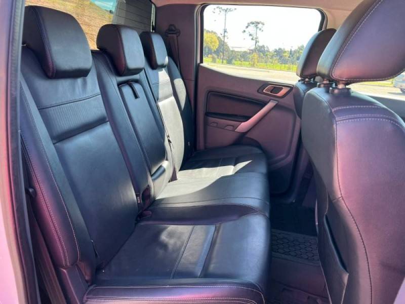 FORD - RANGER - 2017/2017 - Branca - R$ 139.900,00