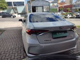 TOYOTA - COROLLA - 2021/2022 - Branca - R$ 134.900,00