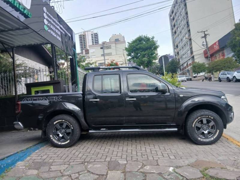 NISSAN - FRONTIER - 2014/2014 - Preta - R$ 85.900,00