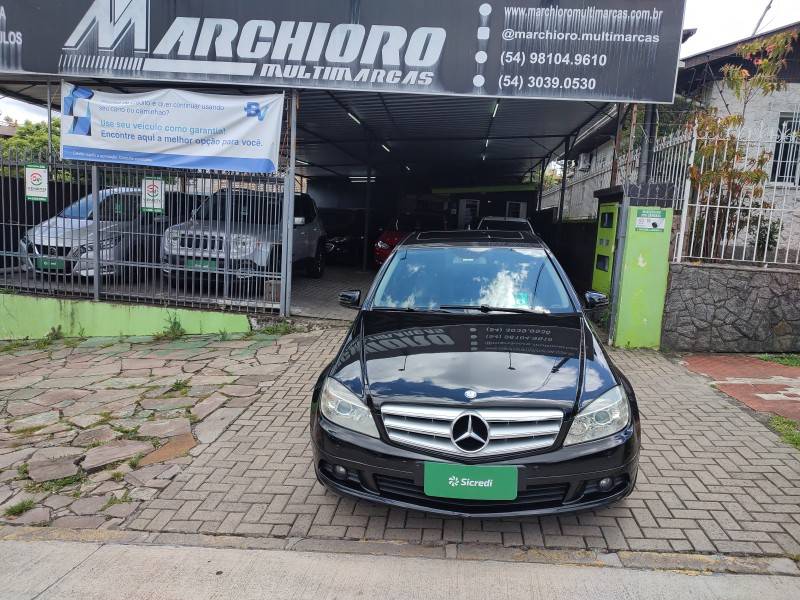 MERCEDES-BENZ - C 180 K - 2010/2010 - Preta - R$ 58.900,00