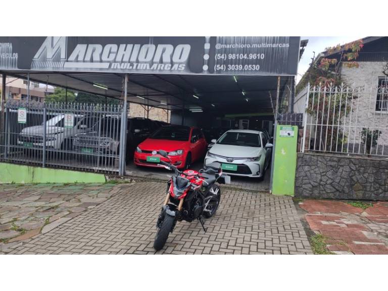 HONDA - CB 500F - 2023/2024 - Vermelha - R$ 45.900,00