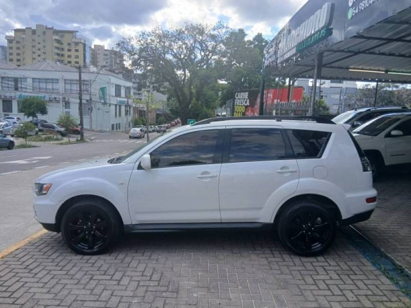 MITSUBISHI - OUTLANDER - 2012/2012 - Branca - R$ 62.900,00