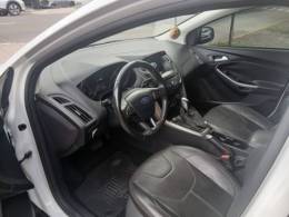FORD - FOCUS - 2017/2017 - Branca - R$ 64.900,00