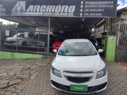 CHEVROLET - PRISMA - 2014/2015 - Branca - R$ 48.900,00