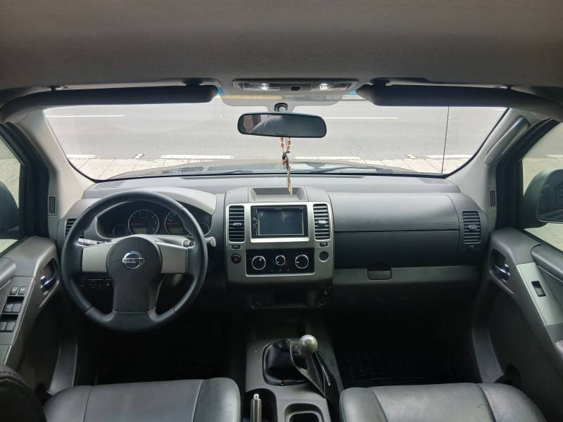 NISSAN - FRONTIER - 2014/2014 - Preta - R$ 85.900,00