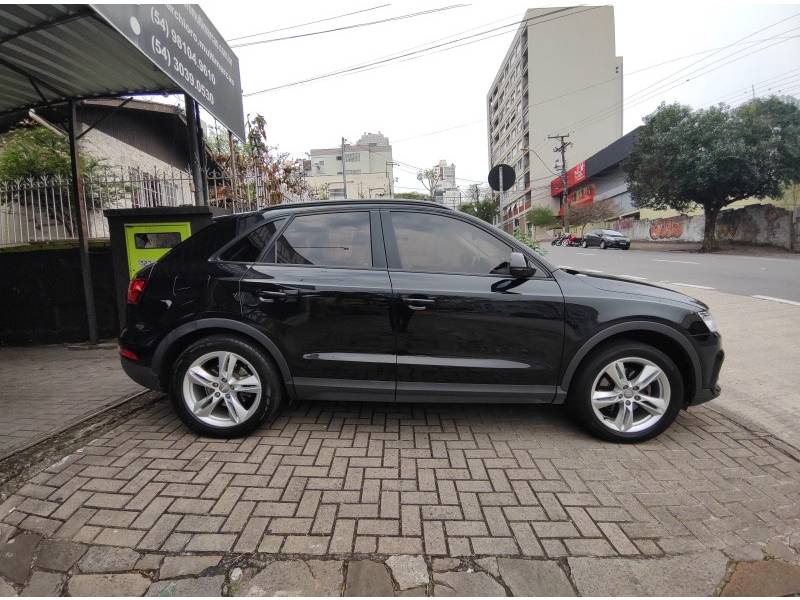 AUDI - Q3 - 2016/2016 - Preta - R$ 107.900,00