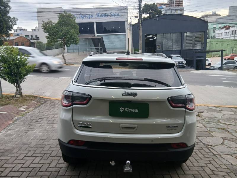 JEEP - COMPASS - 2017/2018 - Branca - Sob Consulta