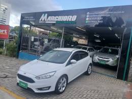FORD - FOCUS - 2017/2017 - Branca - R$ 64.900,00