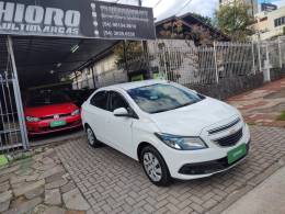 CHEVROLET - PRISMA - 2014/2015 - Branca - R$ 48.900,00