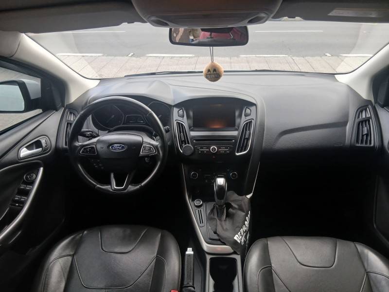 FORD - FOCUS - 2017/2017 - Branca - R$ 64.900,00