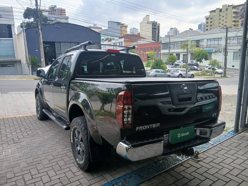 NISSAN - FRONTIER - 2014/2014 - Preta - R$ 85.900,00
