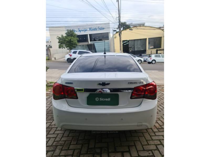 CHEVROLET - CRUZE - 2014/2014 - Branca - R$ 64.900,00