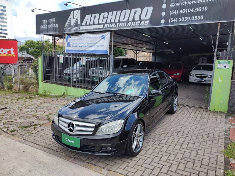 MERCEDES-BENZ - C 180 K - 2010/2010 - Preta - R$ 58.900,00