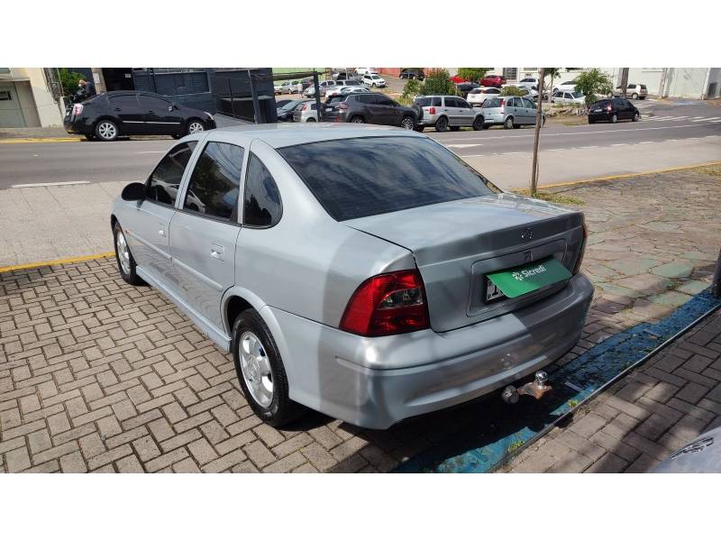 CHEVROLET - VECTRA - 1999/2000 - Prata - R$ 23.900,00
