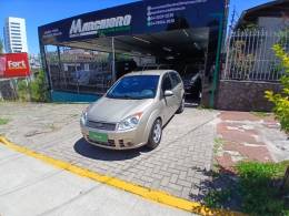 FORD - FIESTA - 2009/2010 - Prata - R$ 31.900,00