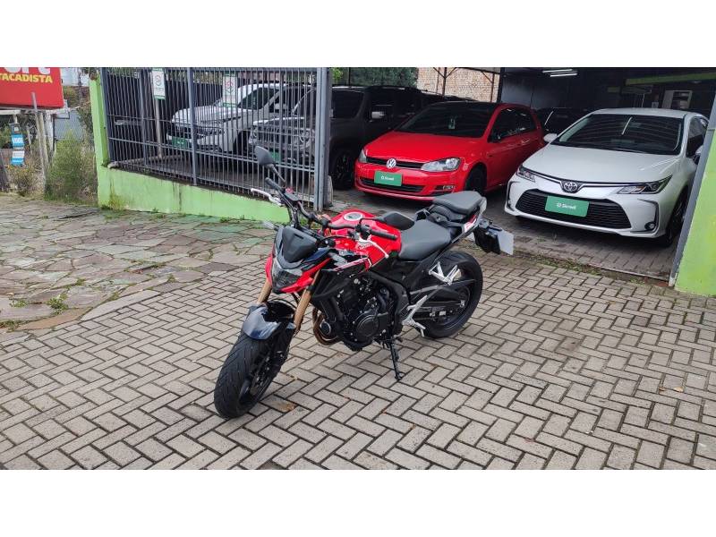 HONDA - CB 500F - 2023/2024 - Vermelha - R$ 45.900,00