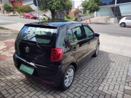 VOLKSWAGEN - FOX - 2013/2014 - Preta - R$ 42.900,00