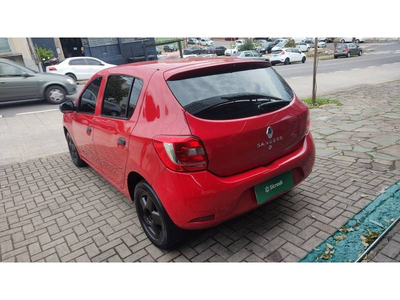 RENAULT - SANDERO - 2018/2018 - Vermelha - R$ 29.900,00